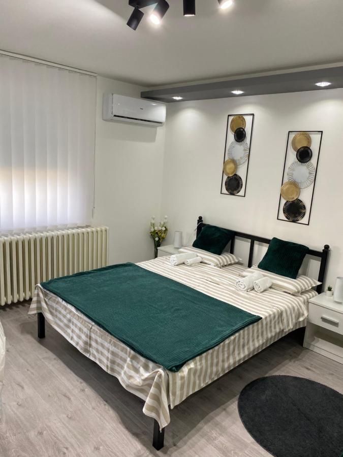 סובוטיקה Manirosi 5 Apartment מראה חיצוני תמונה