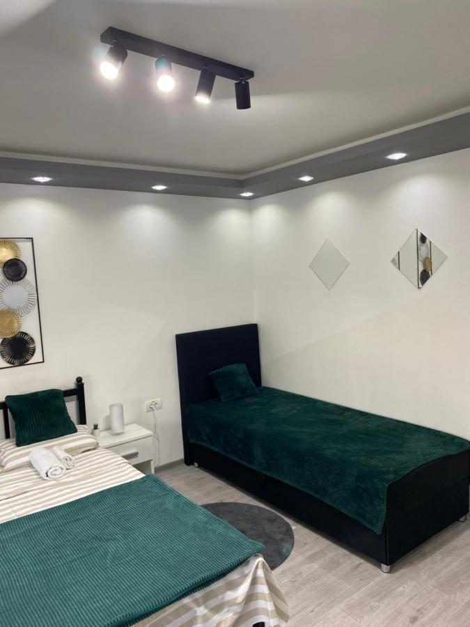 סובוטיקה Manirosi 5 Apartment מראה חיצוני תמונה