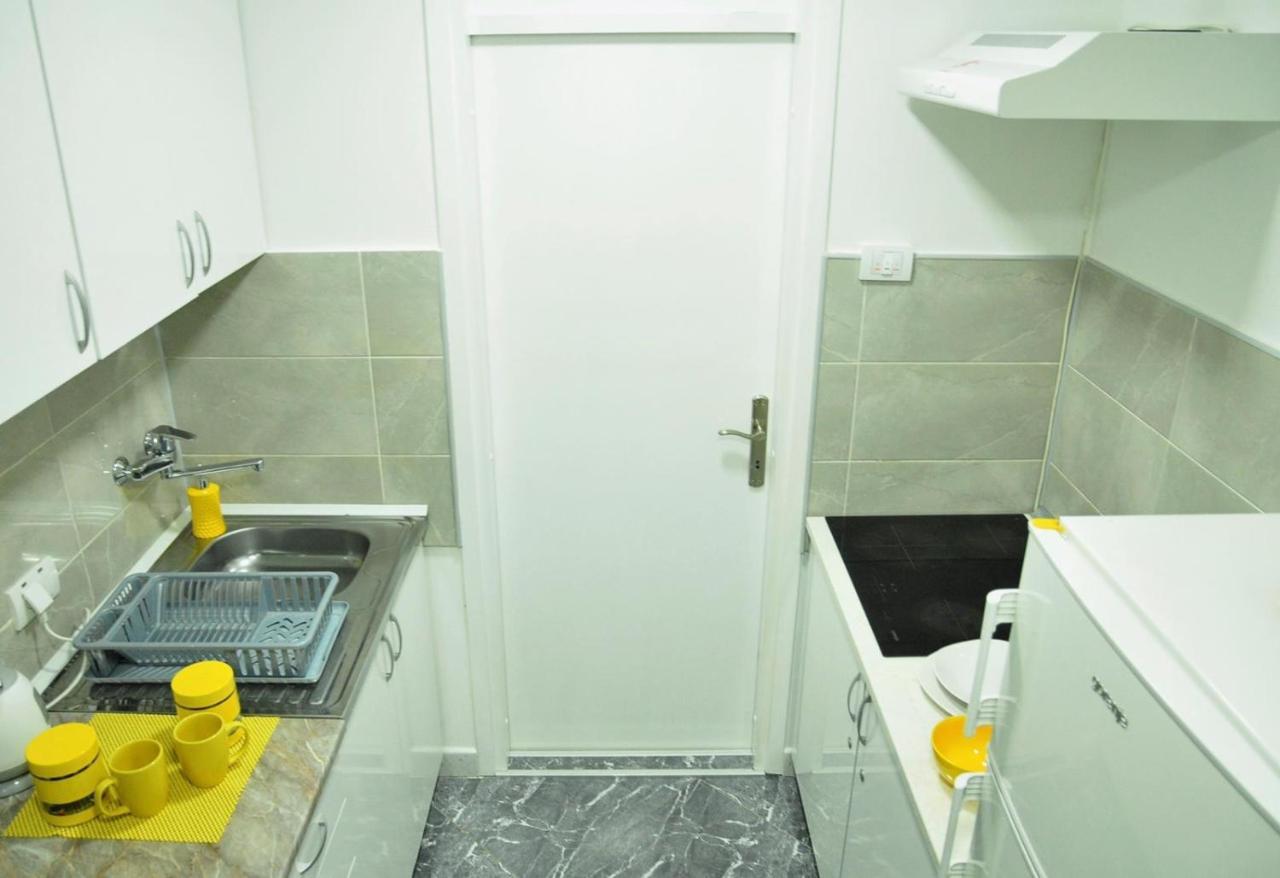סובוטיקה Manirosi 5 Apartment מראה חיצוני תמונה